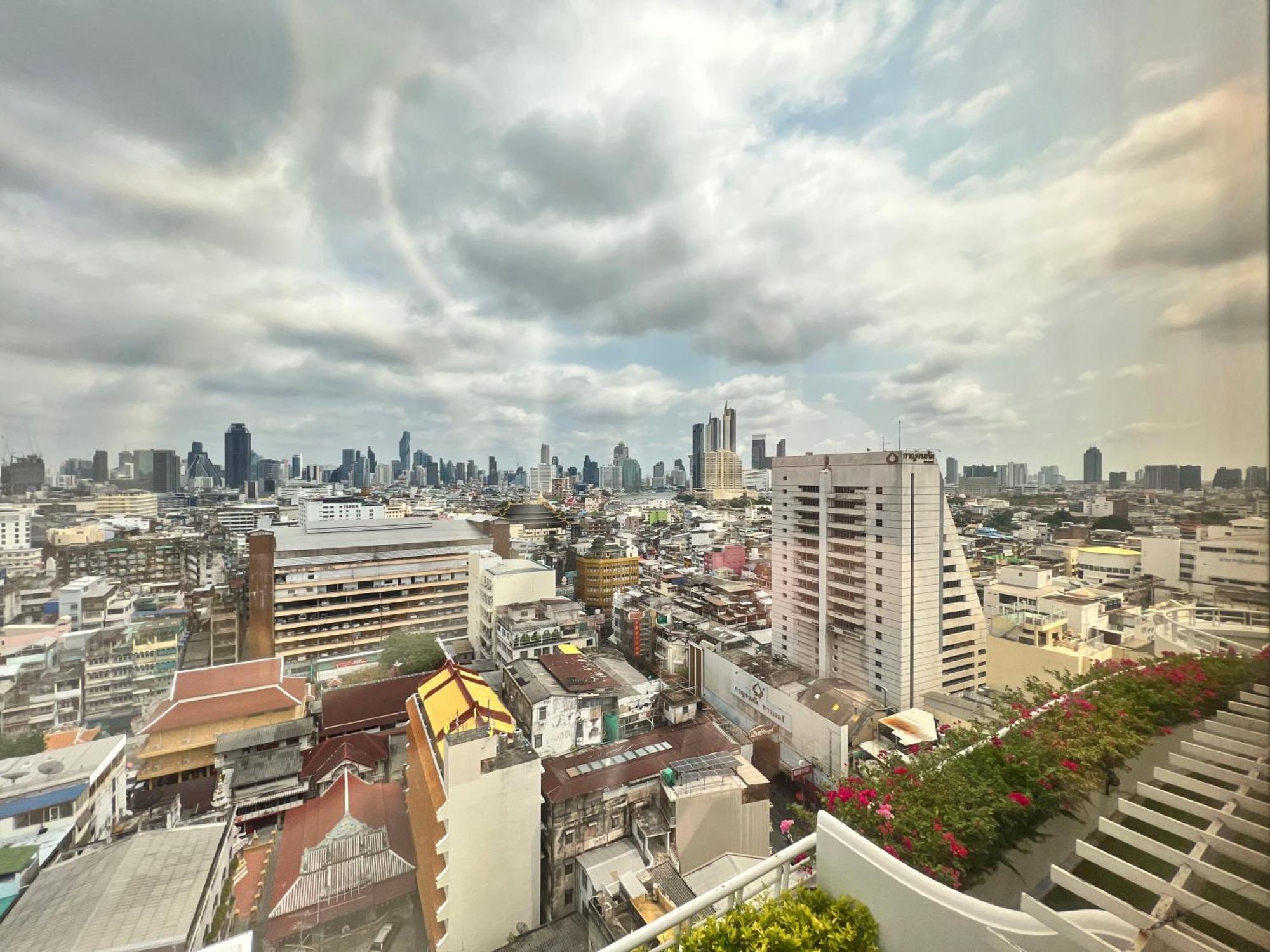 Grand China Bangkok Hotel Kültér fotó